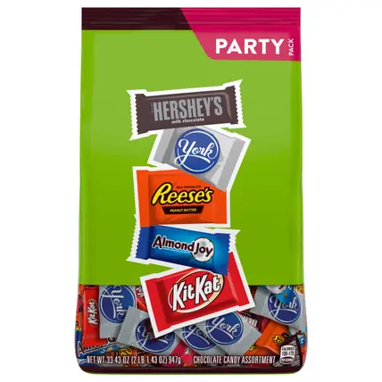 Hershey Assorted Chocolate Flavored Snack Size, Candy Party Pack, 33.43 oz